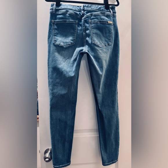 White House Black Market Women's Medium Blue Straight-Leg Jeans - Picture 4 of 6